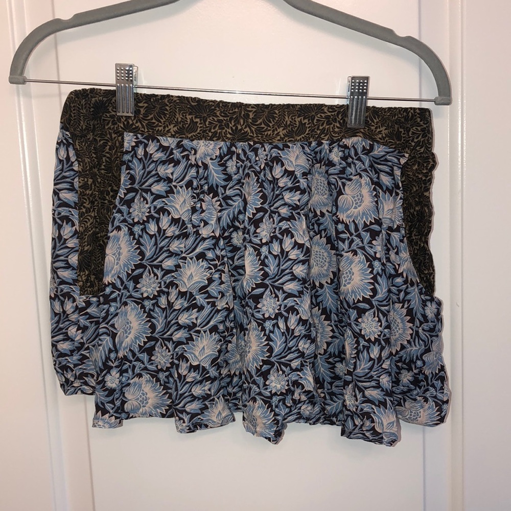 Flowy shorts